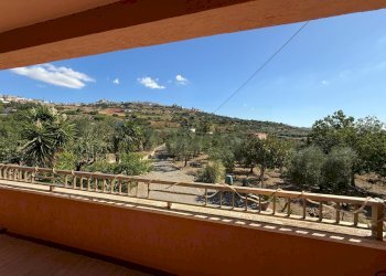 Balcone - Villa CONTRADA PIETRANEPITA, Grottole - foto 1