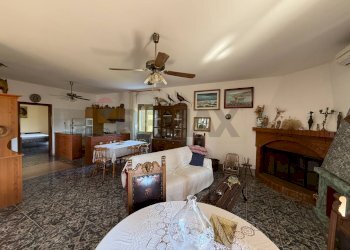 Sala da pranzo - Villa CONTRADA PIETRANEPITA, Grottole - foto 30