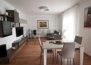 Sala da pranzo - Quadrilocale Matera - foto 4