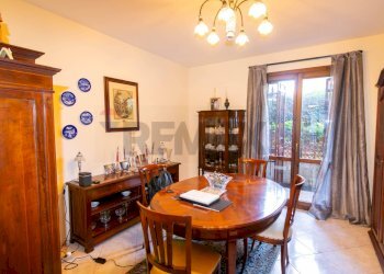 Sala da pranzo - Quadrilocale Via Professor Andrea Caponnetto
 
19, Valverde - foto 5