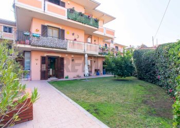 Edificio all\'aperto - Quadrilocale Via Professor Andrea Caponnetto
 
19, Valverde - foto 31