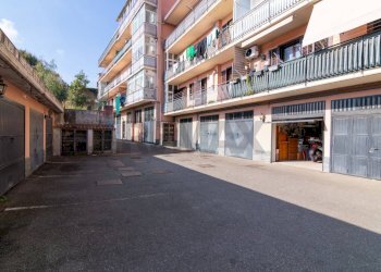 Edificio all\'aperto - Quadrilocale Via Professor Andrea Caponnetto
 
19, Valverde - foto 42