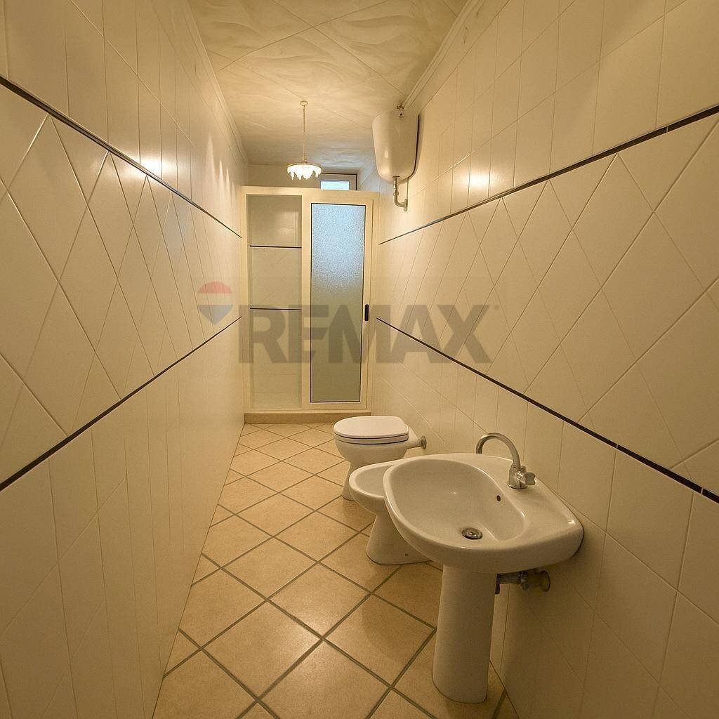 Bagno - Commercial Premises viale Libertà
117, Lentini - photo 2