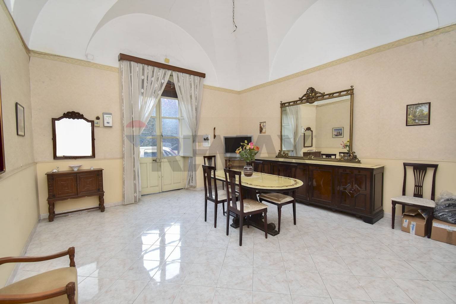 Sala da pranzo - Casa indipendente Via Regina Bianca
76, Catania - foto 3