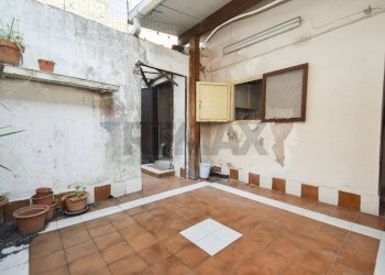 Terrazza - Casa indipendente Via Regina Bianca
 
76, Catania - foto 18