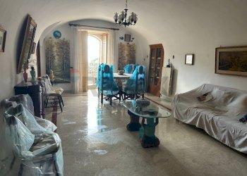 Sala da pranzo - Semi-detached house Via Principe Umberto
 
1-3, Buscemi - photo 1