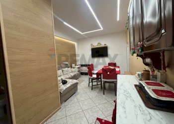 Sala da pranzo - Appartamento Via Badia
 
9, Catania - foto 2