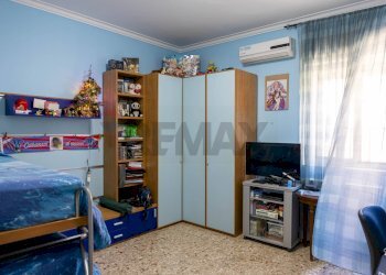 Camera / camera da letto - Quadrilocale Via Fossa Della Creta
 
40, Catania - foto 12