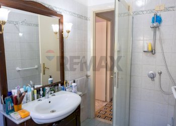 Bagno - Quadrilocale Via Fossa Della Creta
 
40, Catania - foto 16