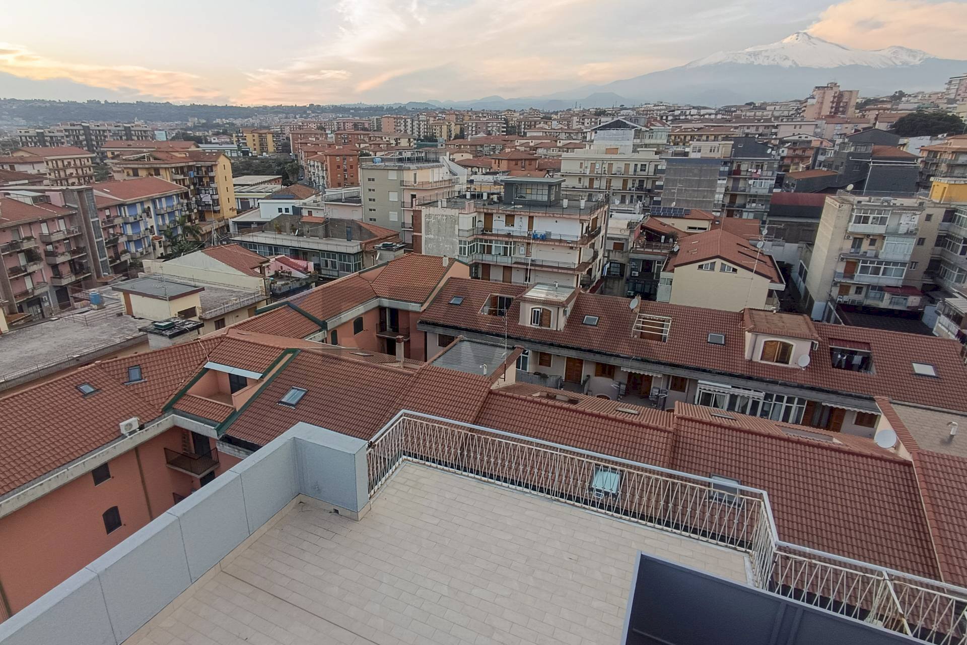 Edificio all\'aperto - Four-room apartment Via san Girolamo
 
3, Acireale - photo 3