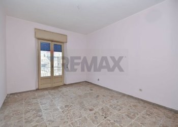 Stanza vuota - Quadrilocale Via san Girolamo
 
3, Acireale - foto 13