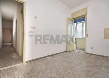 Stanza vuota - Quadrilocale Via san Girolamo
 
3, Acireale - foto 26