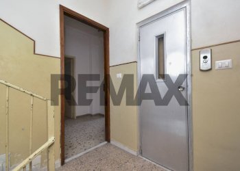 Hall / corridoio - Four-room apartment Via san Girolamo
 
3, Acireale - photo 31