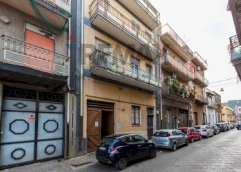 Edificio all\'aperto - Quadrilocale via mulini
 
95, Misterbianco - foto 2