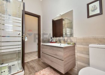 Bagno - Trilocale Via Ustica
 
7, Catania - foto 16