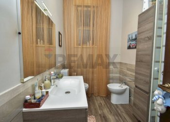 Bagno - Trilocale Via Ustica
 
7, Catania - foto 17