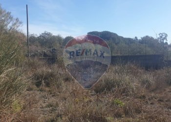 Vista delle montagne - Terreno agricolo Via Del Frassino
 
snc, Belpasso - foto 6