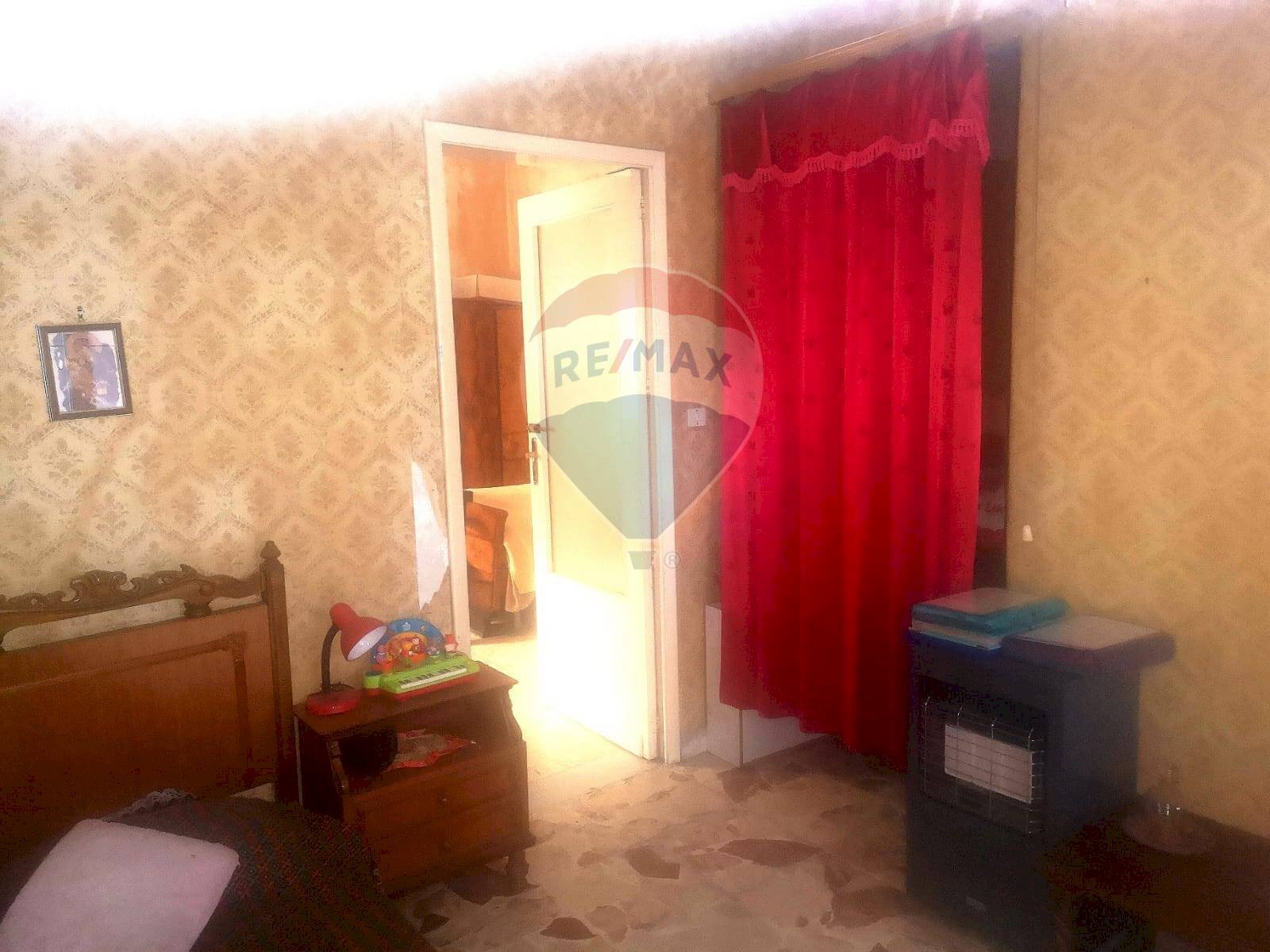 Camera / camera da letto - Four-room apartment via mulini
 
95, Misterbianco - photo 3