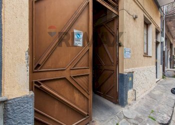 Edificio all\'aperto - Quadrilocale via mulini
 
95, Misterbianco - foto 4