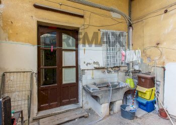 Lavanderia - Quadrilocale via mulini
 
95, Misterbianco - foto 7