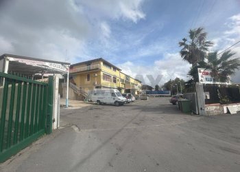 Edificio all\'aperto - Locale Commerciale Contrada scagliola, Belpasso - foto 10