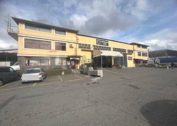 Foto 2 - Locale Commerciale Contrada Scagliola
 
10, Belpasso - foto 2