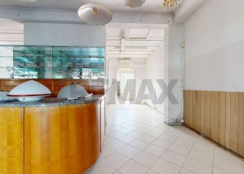 Ricezione / Lobby - Attività Commerciale Viale Marconi
175, Viareggio - foto 4