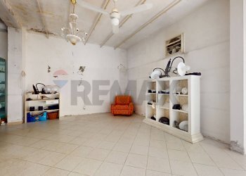 Stanza vuota - Attività Commerciale Viale Marconi
175, Viareggio - foto 5