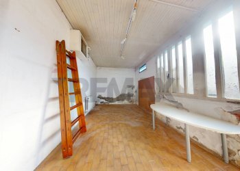 Hall / corridoio - Attività Commerciale Viale Marconi
175, Viareggio - foto 8