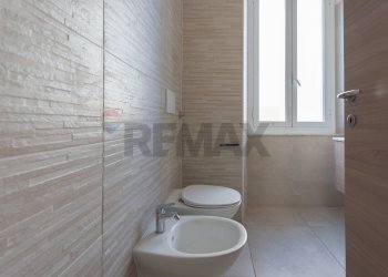 Bagno - Casa indipendente VIA GIUSEPPE GARIBALDI
 
19, Porto Recanati - foto 55