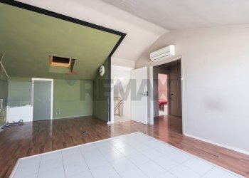 Stanza vuota - Casa indipendente VIA GIUSEPPE GARIBALDI
 
19, Porto Recanati - foto 88