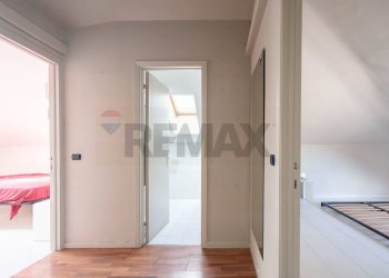 Hall / corridoio - Casa indipendente VIA GIUSEPPE GARIBALDI
 
19, Porto Recanati - foto 90