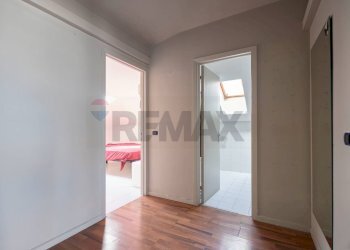 Stanza vuota - Casa indipendente VIA GIUSEPPE GARIBALDI
 
19, Porto Recanati - foto 91