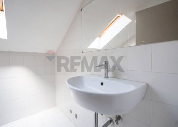 Bagno - Casa indipendente VIA GIUSEPPE GARIBALDI
 
19, Porto Recanati - foto 96