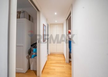 Hall / corridoio - Trilocale Via Filippo Cordova
 
36, Roma - foto 15