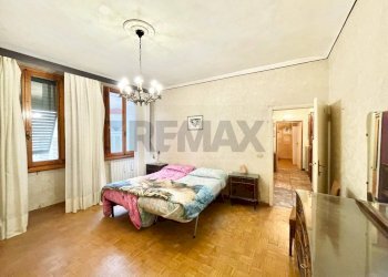 Camera matrimoniale - Quadrilocale Via Della Chiesa
 
61, Firenze - foto 6