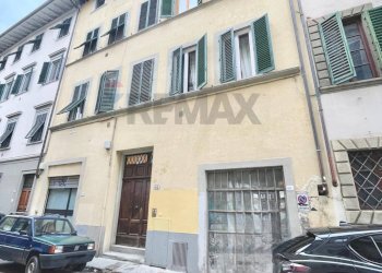 Edificio all\'aperto - Quadrilocale Via Della Chiesa
 
61, Firenze - foto 15