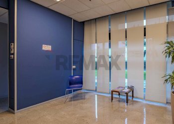 Stanza vuota - Negozio Prato - foto 7