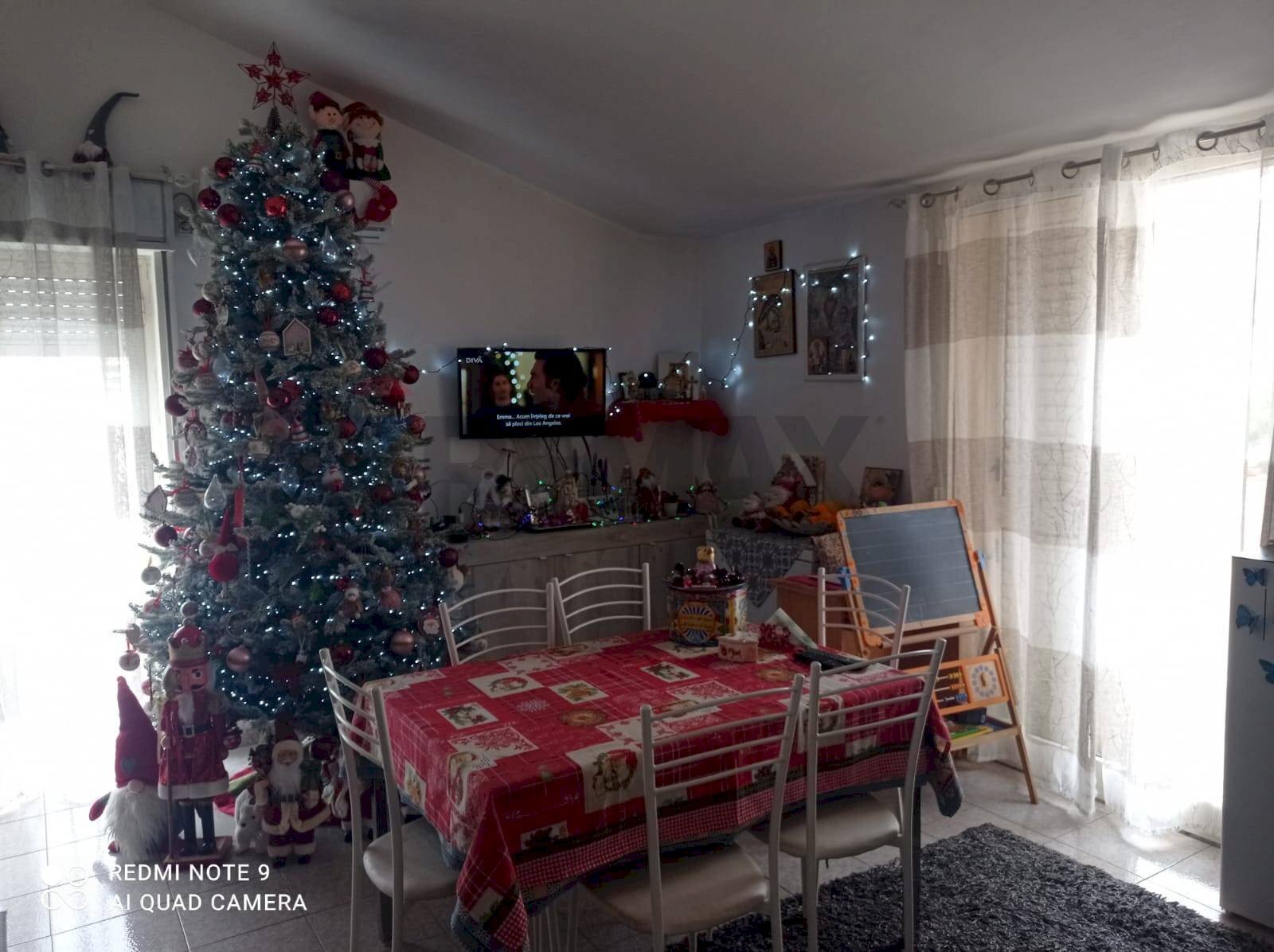 Sala da pranzo - Bilocale viale jannuzzo
 
14, Giardini-Naxos - foto 2