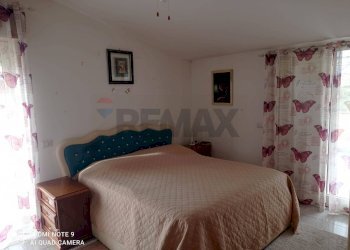 Camera / camera da letto - Bilocale viale jannuzzo
 
14, Giardini-Naxos - foto 3