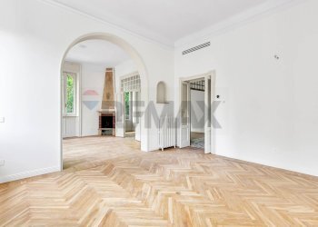 Stanza vuota - Quadrilocale Via Mosè Bianchi
 
41, Milano - foto 8