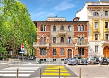 Edificio all\'aperto - Quadrilocale Via Mosè Bianchi
 
41, Milano - foto 36