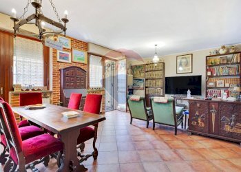 Soggiorno - Quadrilocale Strada statale località DRAGHETTO
 
15, Carpiano - foto 2