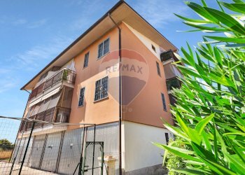 Esterno edificio - Quadrilocale Strada statale località DRAGHETTO
 
15, Carpiano - foto 30