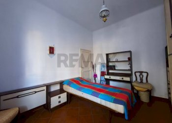 Camera / camera da letto - Four-room apartment Via Fornaci
 
25, Cairo Montenotte - photo 8