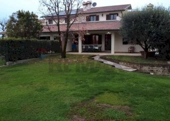 Casa all\'aperto - Villa Bifamiliare Via Braglio
 
30/A, Bolzano Vicentino - foto 2