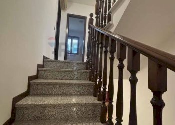 Scale - Villa Bifamiliare Via Braglio
 
30/A, Bolzano Vicentino - foto 10