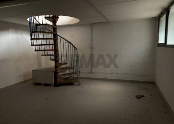 Stanza vuota - Negozio Via Cavour, Belluno - foto 15