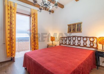 Camera / camera da letto - Trilocale Via della Bubbolina
 
9, Semproniano - foto 18