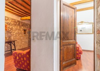 Hall / corridoio - Trilocale Via della Bubbolina
 
9, Semproniano - foto 29